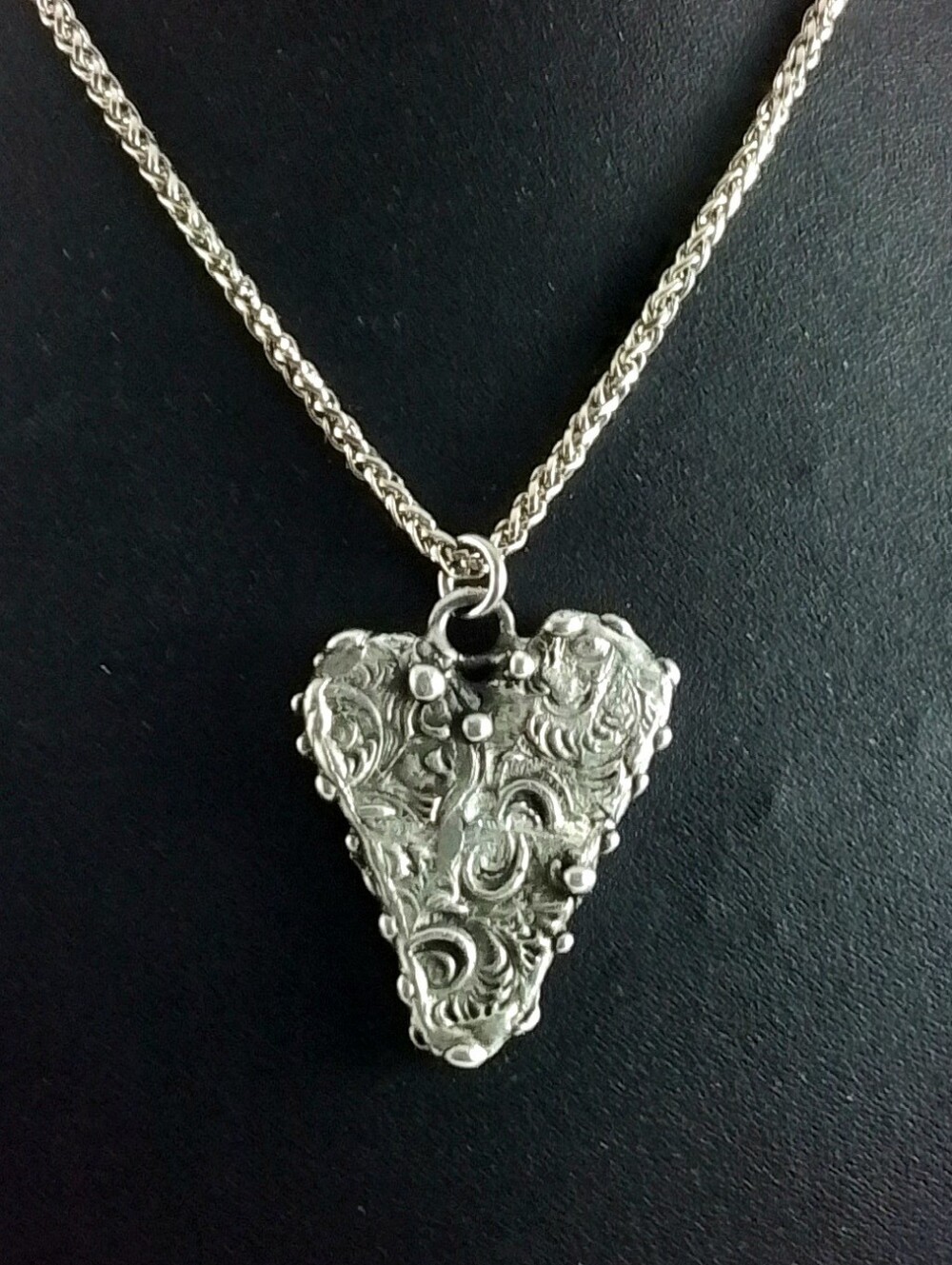 Large Vintage -Style Brutalist Ornate Silver-Tone Artisan Heart Pendant Necklace